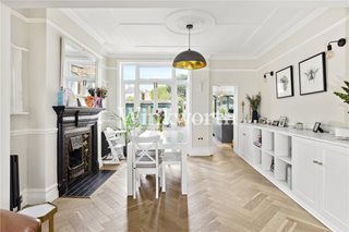Lakeside Road, London, N13