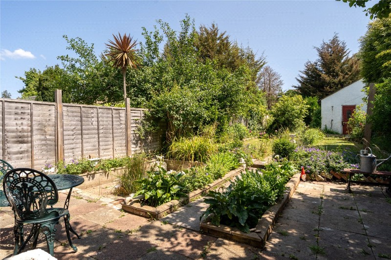 Christian Fields, London, SW16