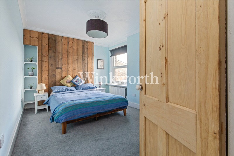 Grand Parade, Green Lanes, London, N4