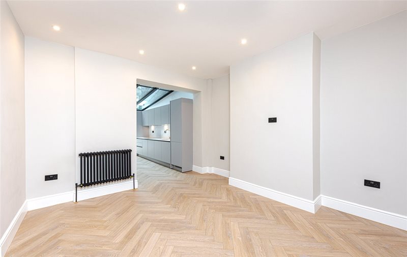 Alderney Street, London, SW1V