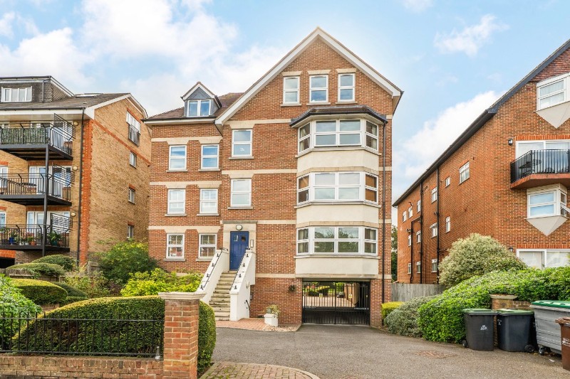 Bromley Road, Beckenham, BR3