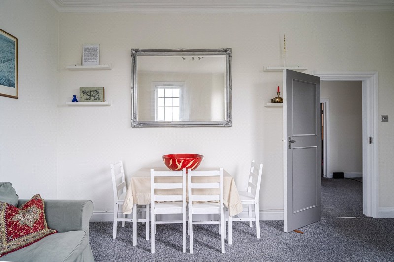 Estreham Road, London, SW16