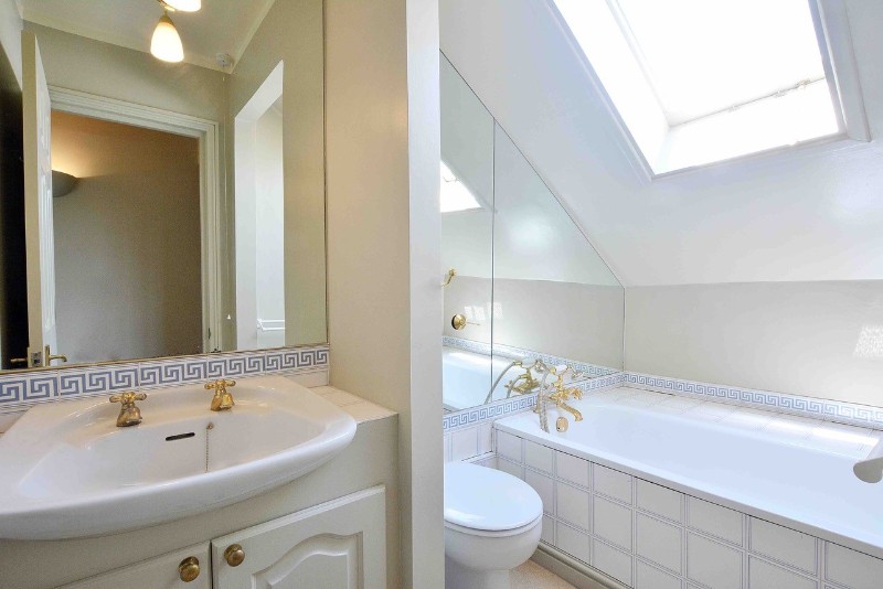 Warwick Avenue, Little Venice, London, W9