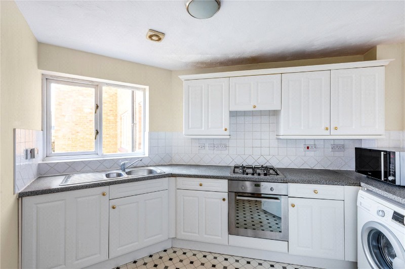 Myddleton Avenue, London, N4