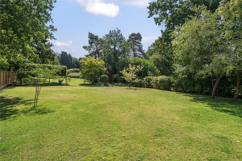 Seale Lane, Seale, Farnham, Surrey, GU10