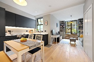 Ellerslie Road, London, W12