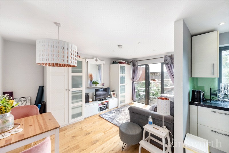 Waldram Crescent, London, SE23