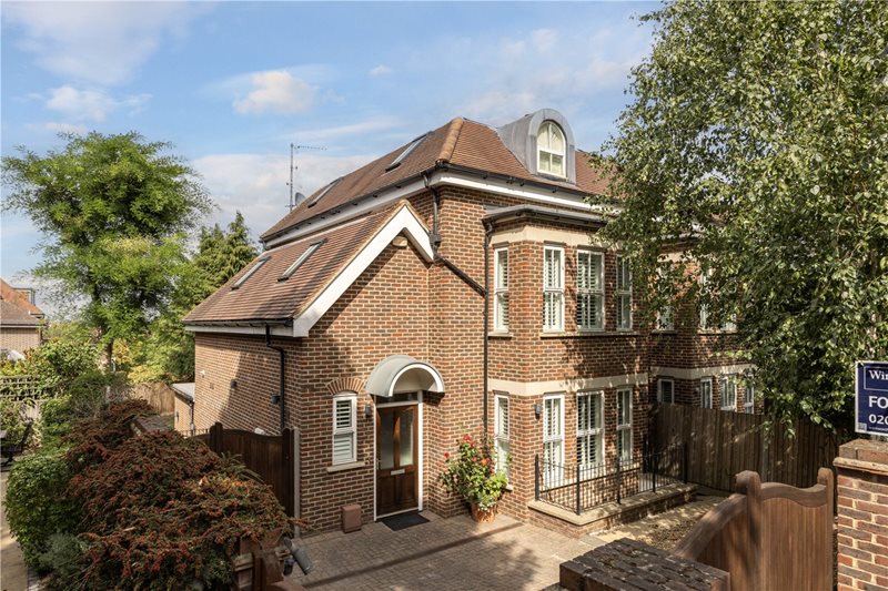 Chartfield Avenue, London, SW15