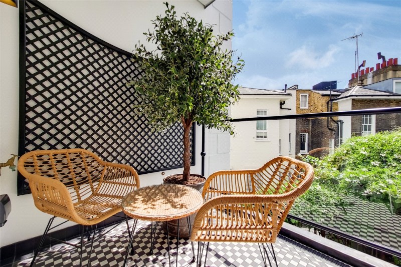 Prince Of Wales Terrace, Kensington, London, W8