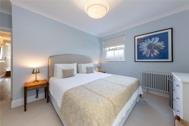 Hotham Road, London, SW15