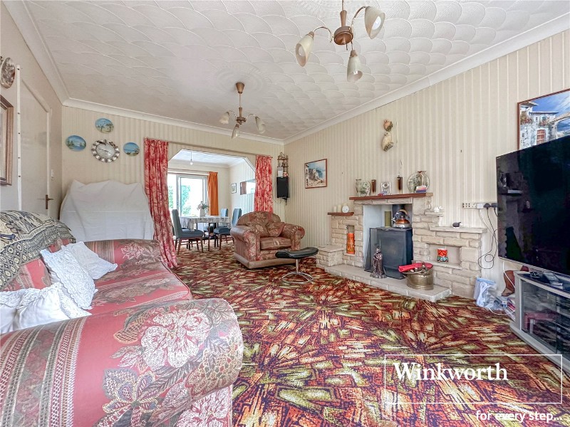 The Avenue, West Moors, Ferndown, Dorset, BH22
