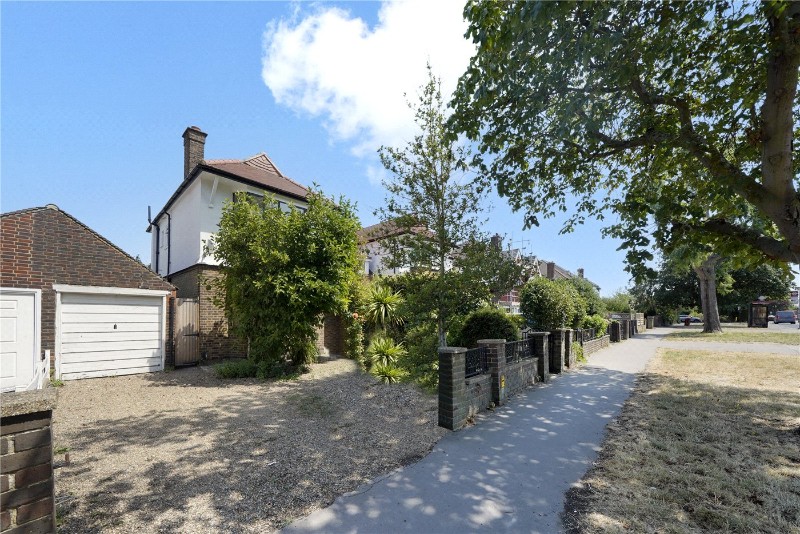 Beulah Hill, London, SE19