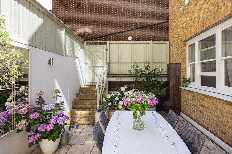 Putney Hill, London, SW15