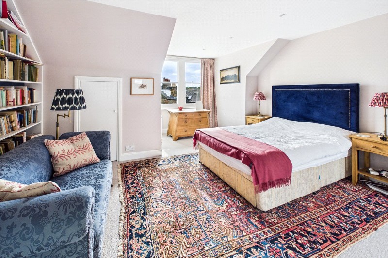 Gubyon Avenue, London, SE24