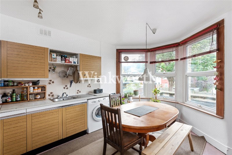 Duckett Road, London, N4