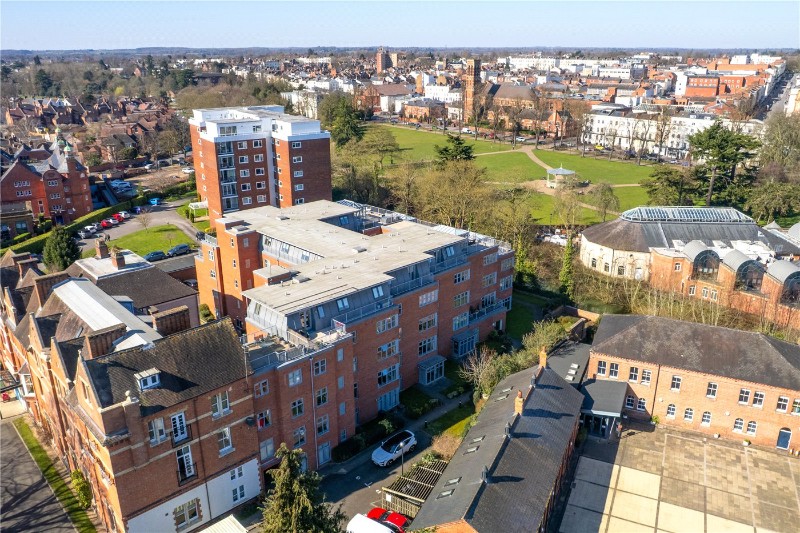 Avenue Road, Leamington Spa, Warwickshire, CV31
