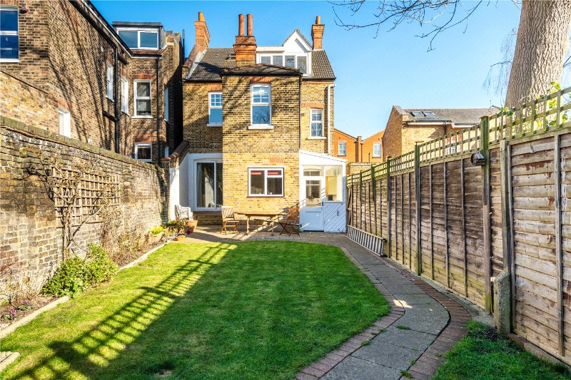Shrubbery Road, London, SW16