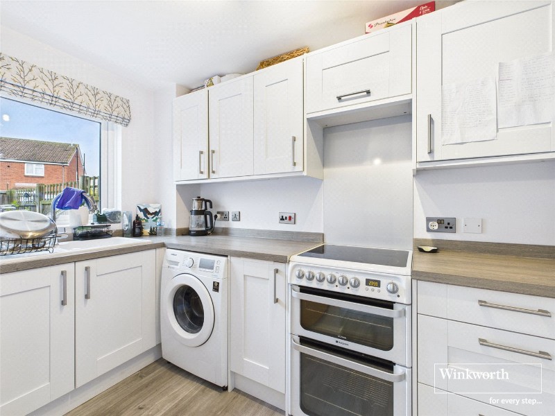 Snowdon Close, Thatcham, Berkshire, RG19