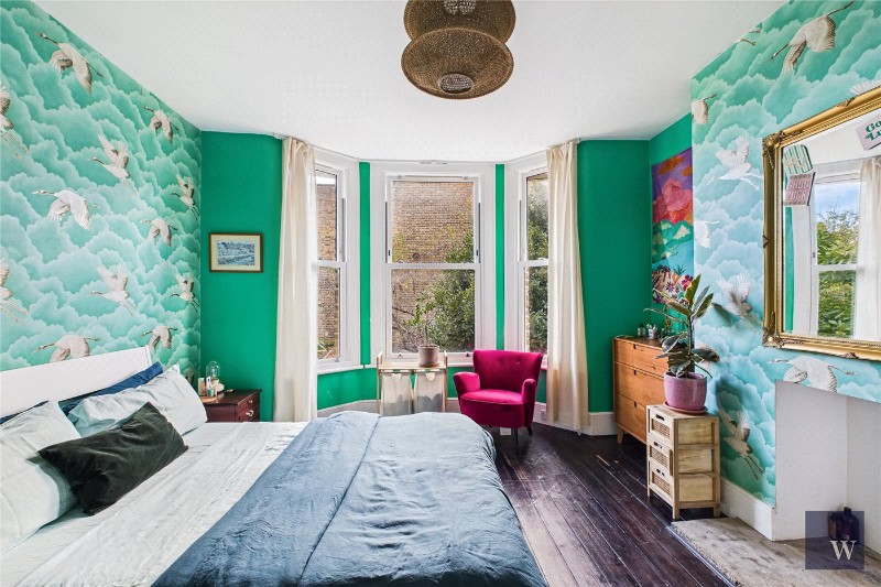 Deronda Road, London, SE24