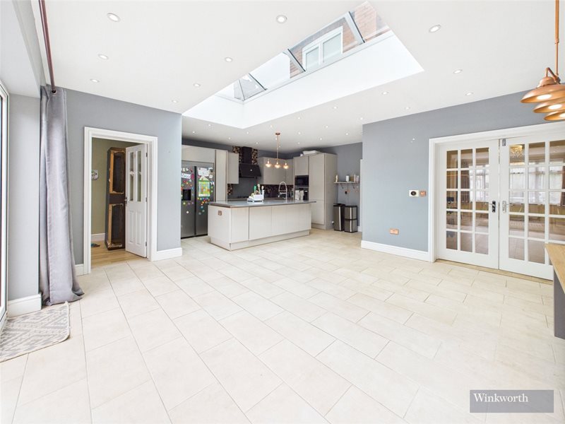 Tolworth Rise South, Surbiton, KT5