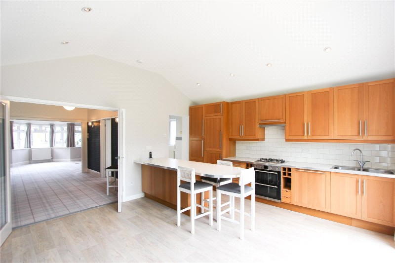 Fairleigh Drive, Leigh-on-Sea, Essex, SS9