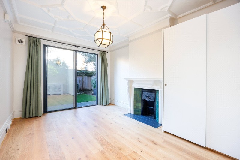 Rusthall Avenue, London, W4