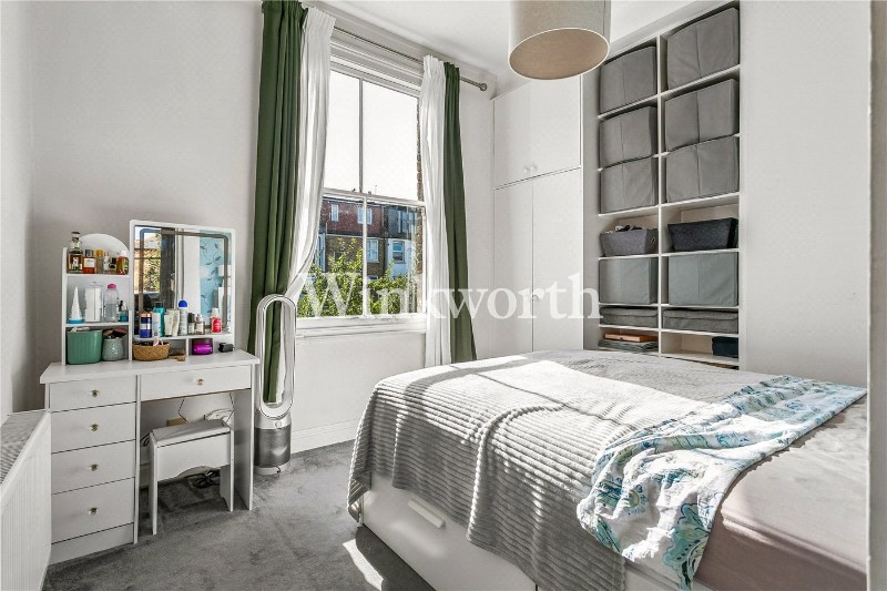 Finsbury Park Road, London, N4