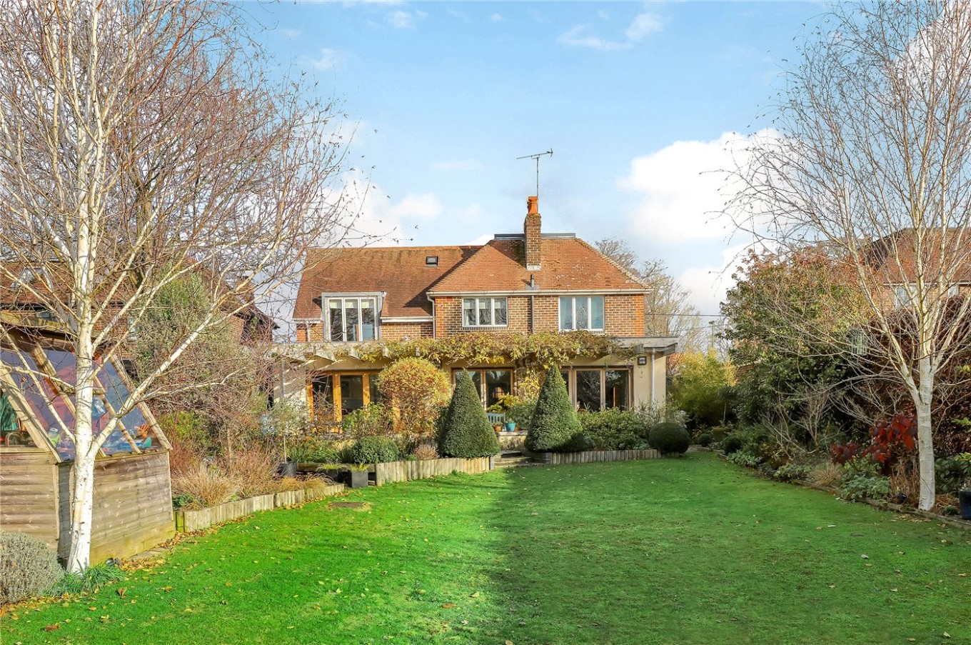 4 bedroom property for sale in Andover Road North, Winchester