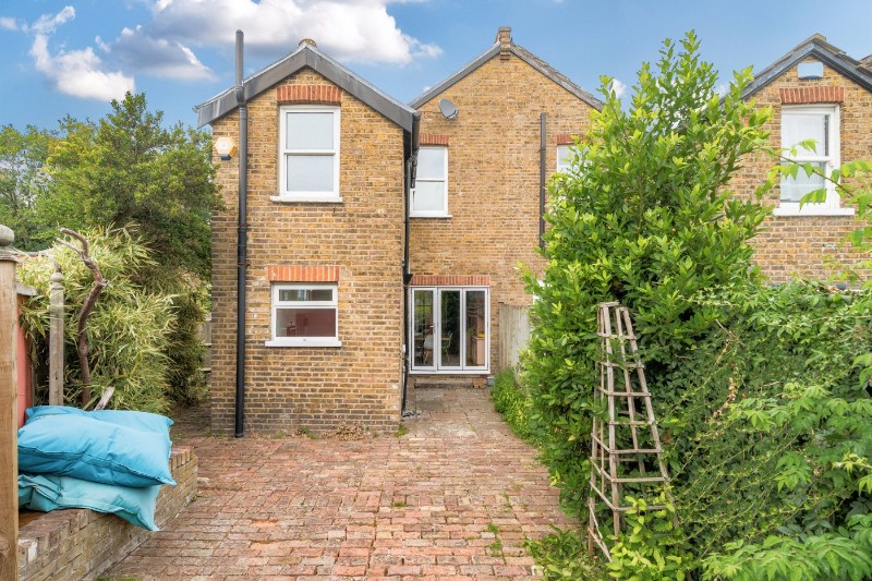 Bromley Road, Beckenham, BR3