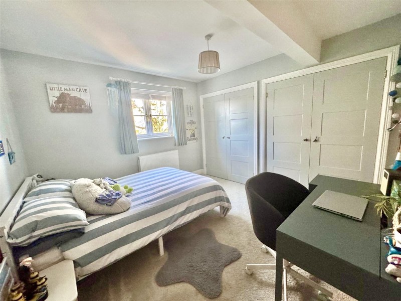 Plover Drive, Milford on Sea, Lymington, Hampshire, SO41