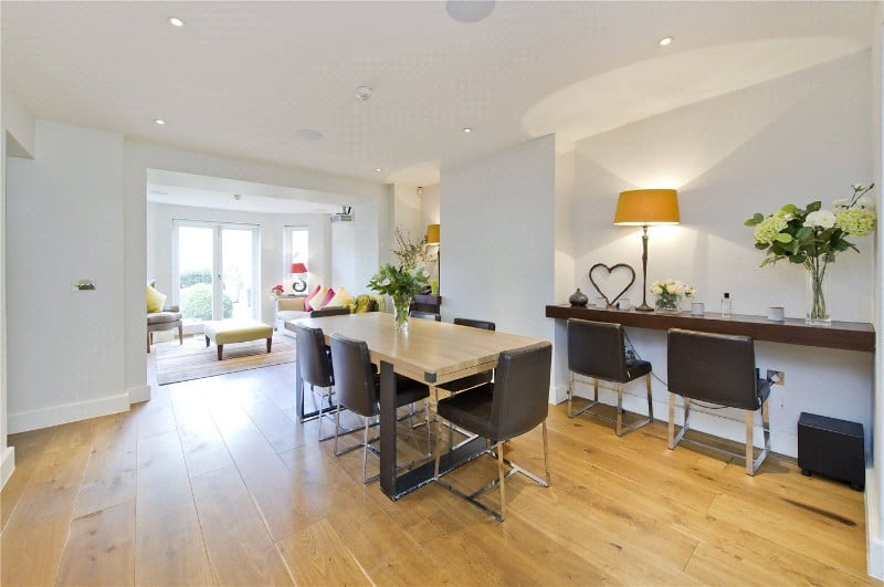 Elgin Crescent, London, W11