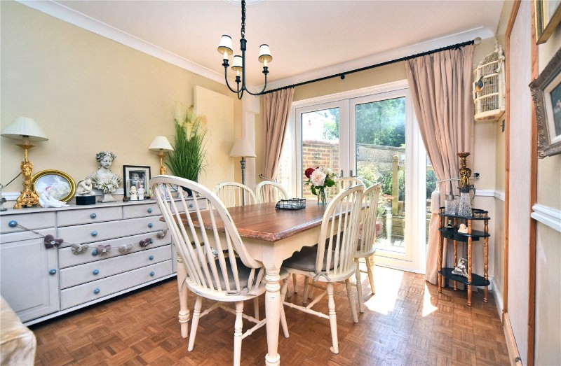 Richland Avenue, Coulsdon, CR5
