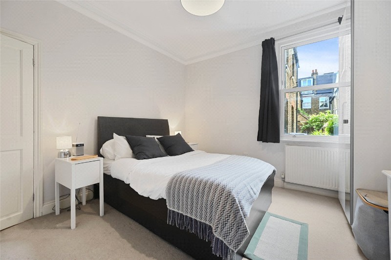 Collingbourne Road, London, W12