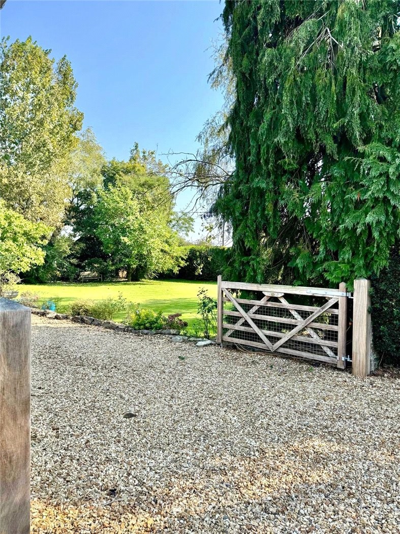 Mockbeggar Lane, Ibsley, Ringwood, Hampshire, BH24