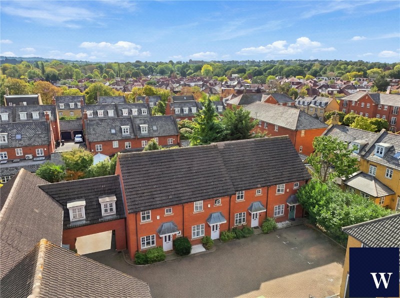 Honiton Gardens, Mill Hill East, London, NW7