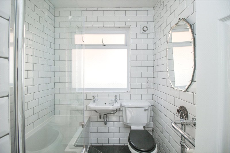 Warwick Road, Rayleigh, Essex, SS6