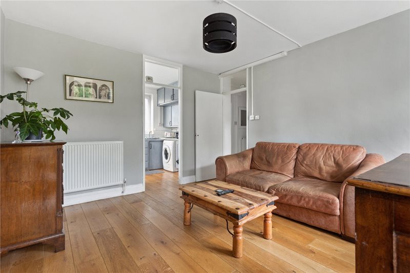 Kenninghall Road, London, E5