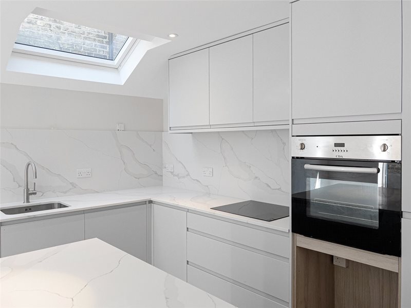 Purves Road, London, NW10