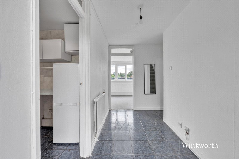 Old Farm Road, Strawberry Vale, London, N2