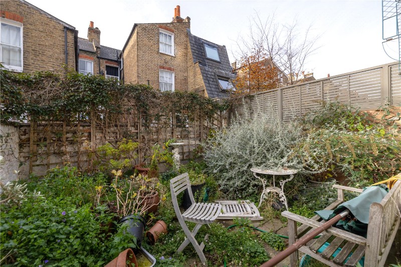 Fabian Road, London, SW6