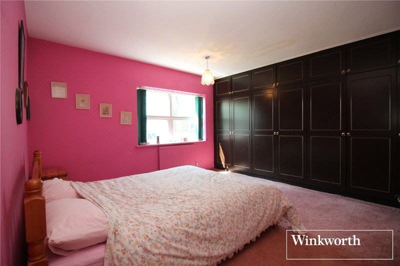 Hartfield Avenue, Elstree, Borehamwood, Hertfordshire, WD6