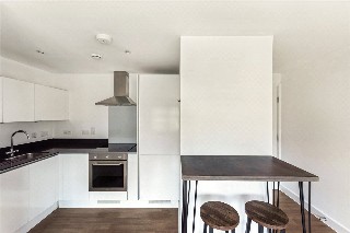 Mildmay Avenue, London, N1