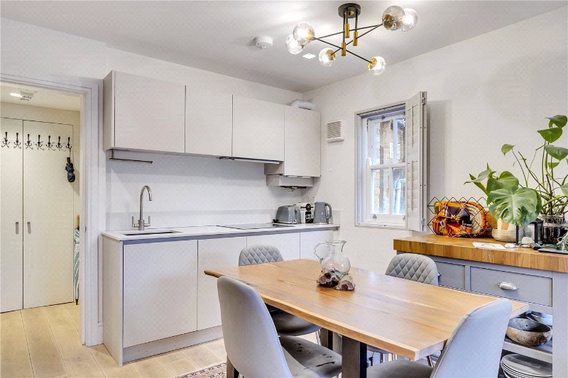 Wandsworth Bridge Road, London, SW6