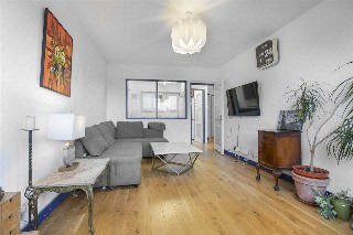 Central Street, London, EC1V