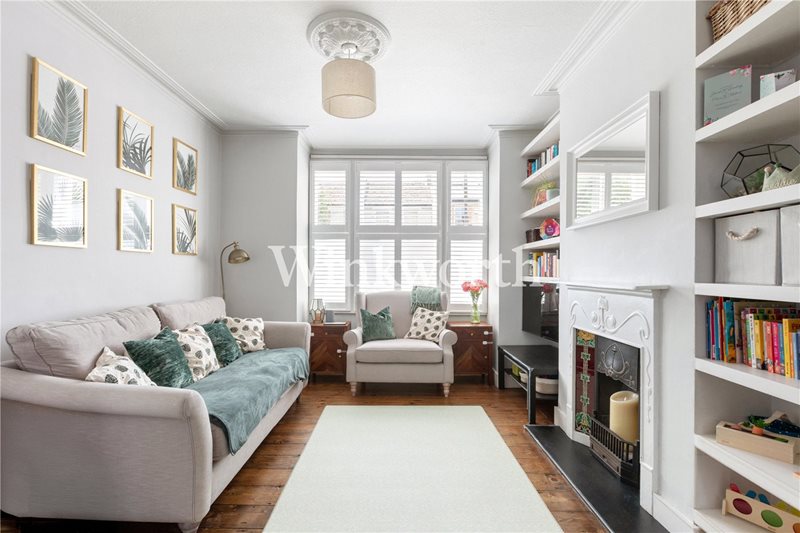 Leith Road, London, N22