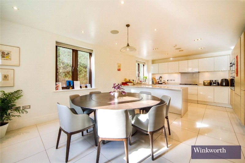 Duchess Crescent, Stanmore, HA7