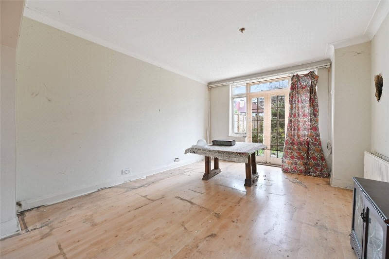 Second Avenue, London, W3
