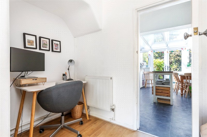 Blakenham Road, London, SW17