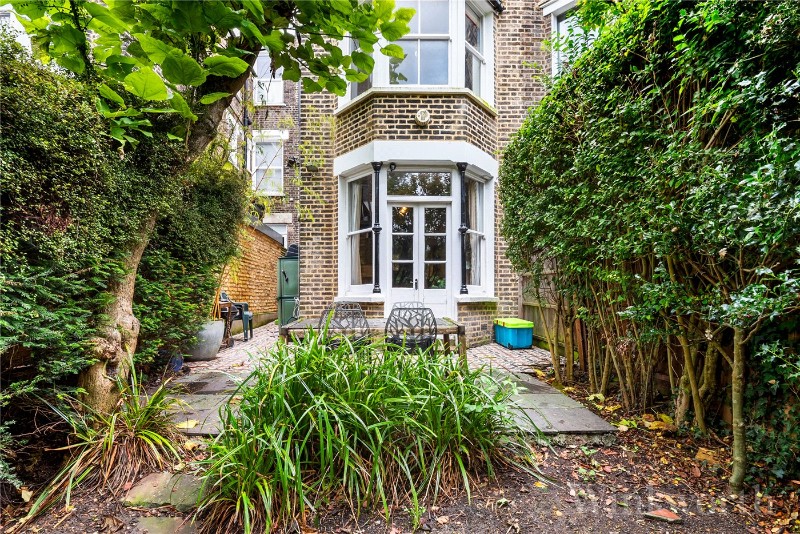 Kitto Road, London, SE14