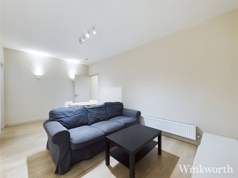 Carlisle Avenue, London, W3